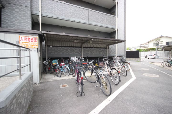 ラフィネ牛田本町201号室のその他画像