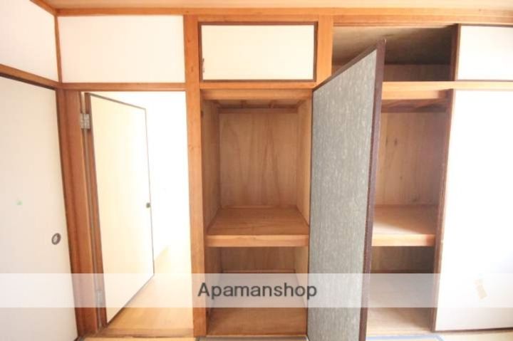 サコマンションの内装