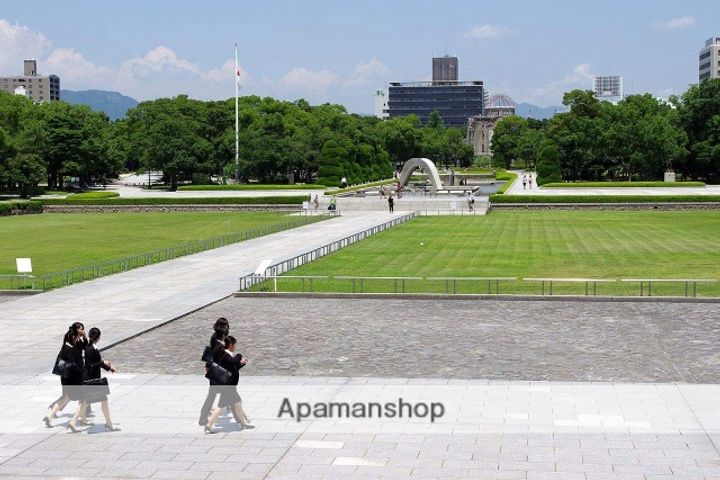 はいしげビルの周辺