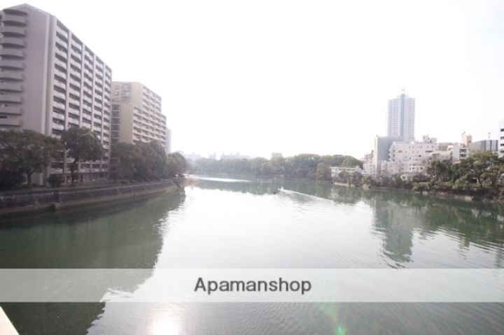 はいしげビルの周辺