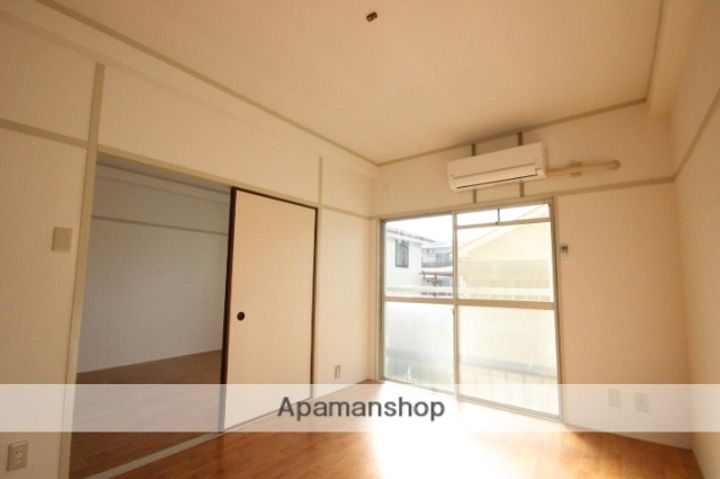 広島県広島市西区草津東2丁目の賃貸マンションの内装