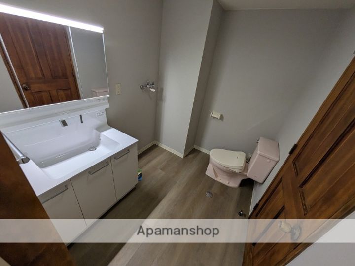 ロッカバレーナプロヴァンス三滝本町の内装