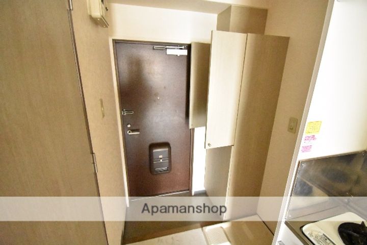 ソシア舟入305の玄関