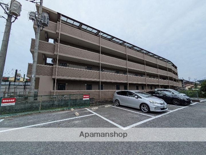 ステューディオ長束の外観