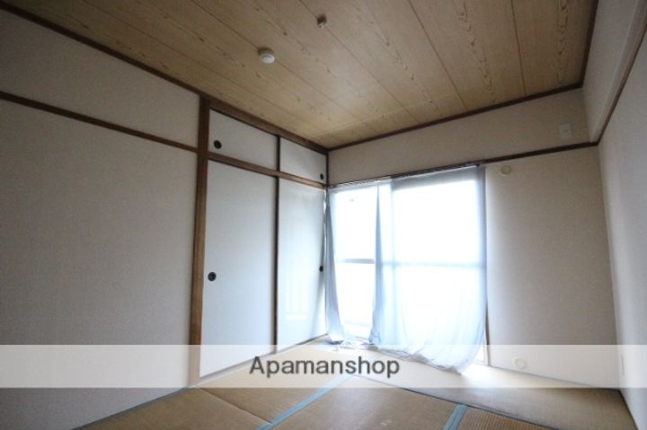 広島県広島市西区古江西町の賃貸マンションの内装