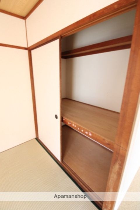 福井アパートB棟の内装