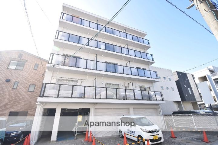 吉島ビルの外観