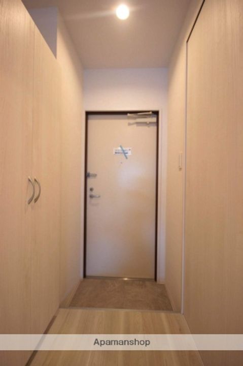 LE DOME府中の玄関