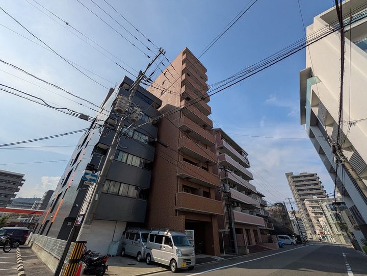 広島県広島市西区中広町2丁目の賃貸マンションの外観