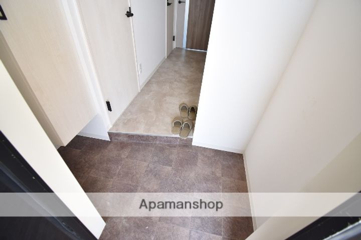 ほくよしビルの玄関