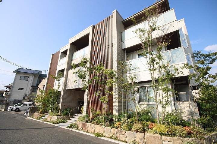 広島県安芸郡海田町南幸町の賃貸マンションの外観