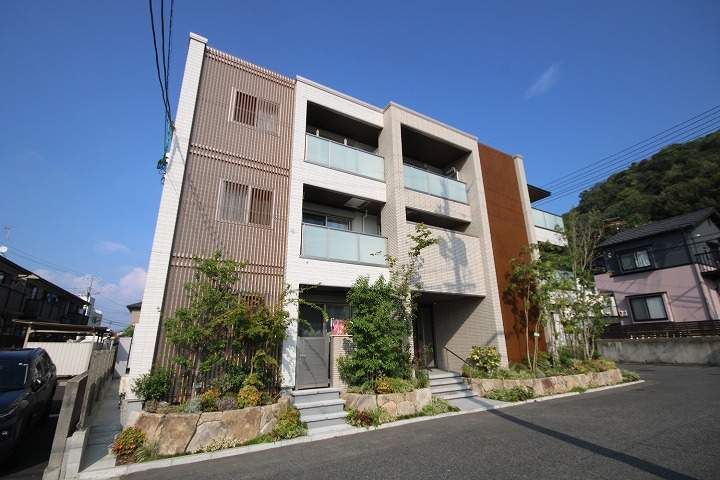 広島県安芸郡海田町南幸町の賃貸マンションの外観