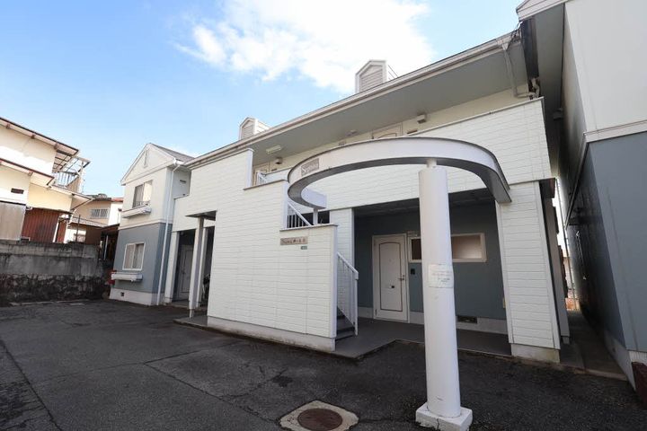 セフィラ柳ヶ丘 B棟の外観