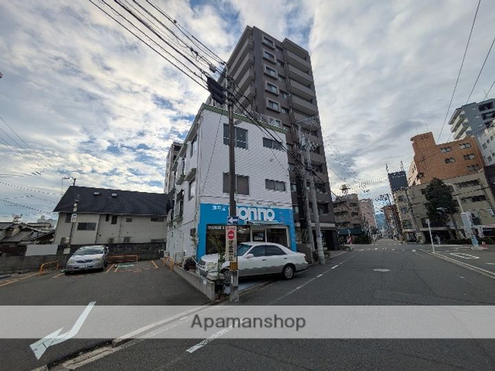 吉田ビルの外観