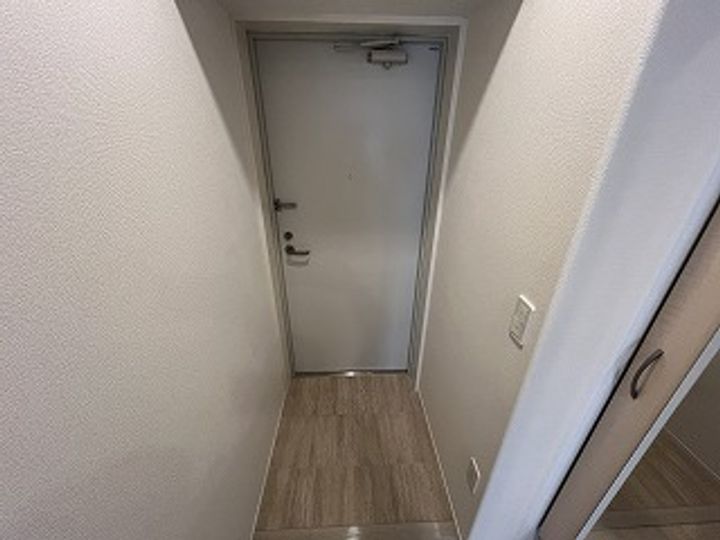 グランエッセの玄関