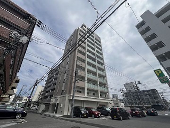 グランエッセの外観