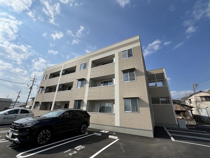 アデランテみくまりの外観