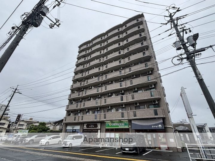 グランドール西原の外観