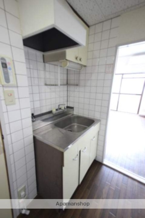 ネオデラサンテのキッチン