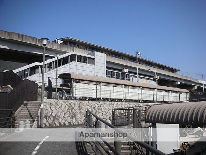 メロディ参番館の周辺