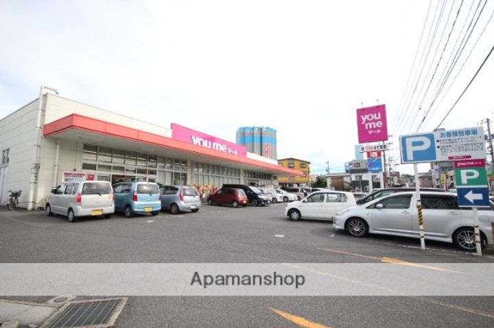 メロディ参番館の周辺