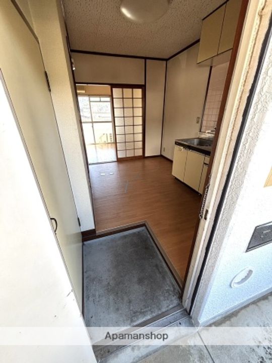 野地ハイツの玄関