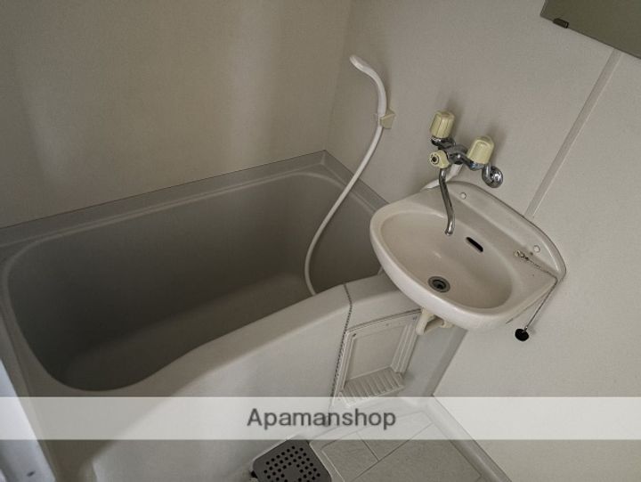 アヴァンセ中筋2の内装