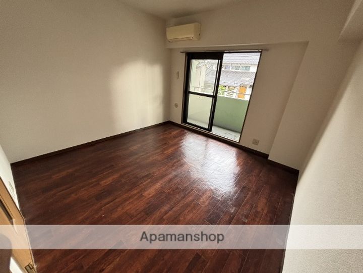 アヴァンセ中筋2の内装