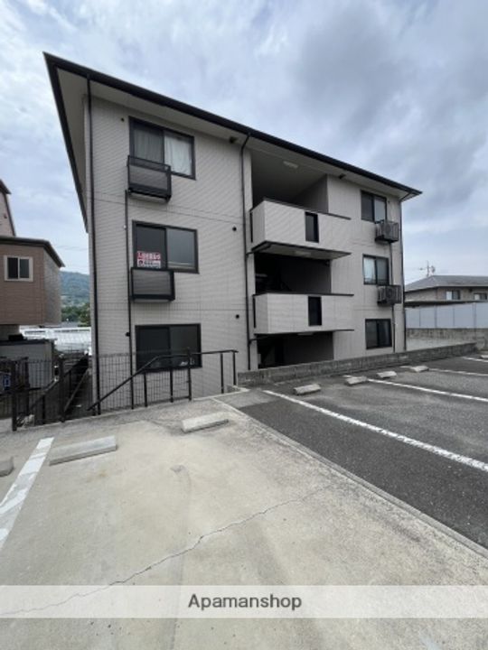 セジュール石田F棟の外観