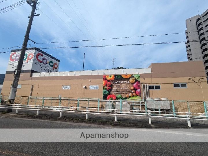 細田山ビルの周辺