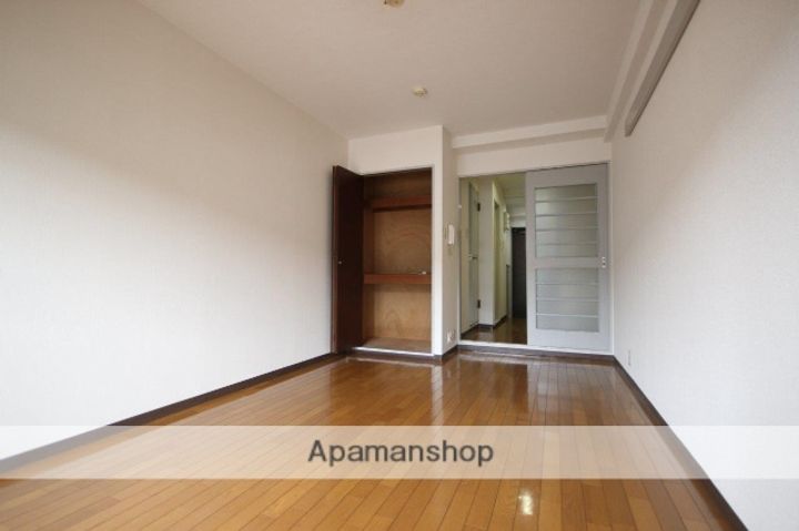 トロール小野原208の内装