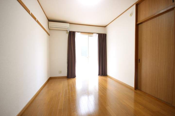 メゾンいちば B棟205号室の内装