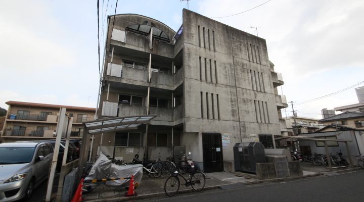 キングスフォーラム401号室の外観