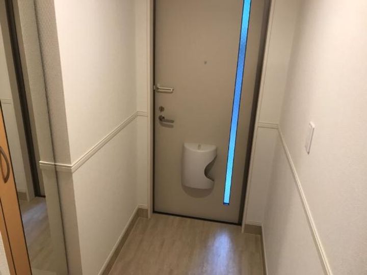 ハニーカルテットの玄関
