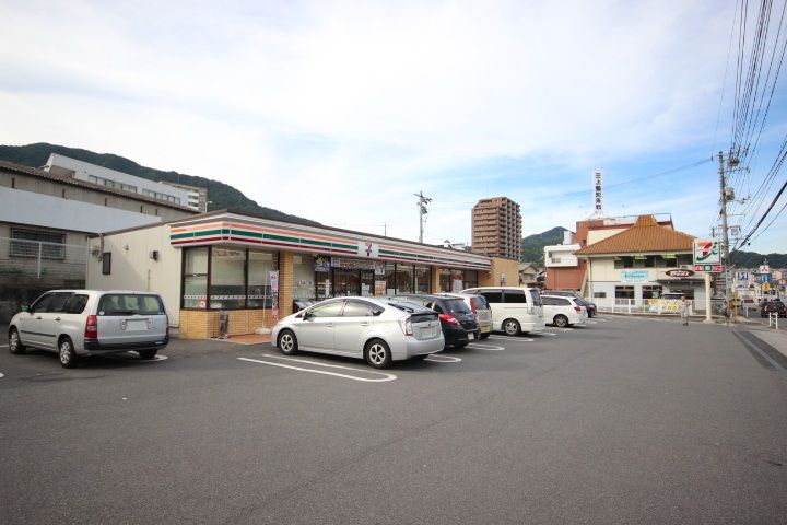 ハニーカルテットの周辺