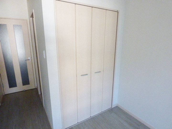 ダブルス沼田202号室の内装