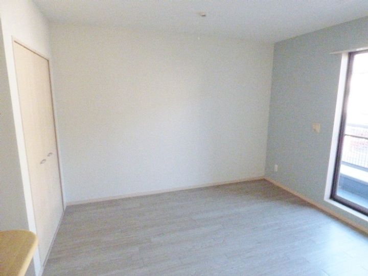 ダブルス沼田202号室の内装