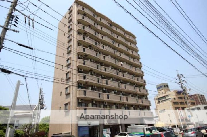 グランドール西原の外観