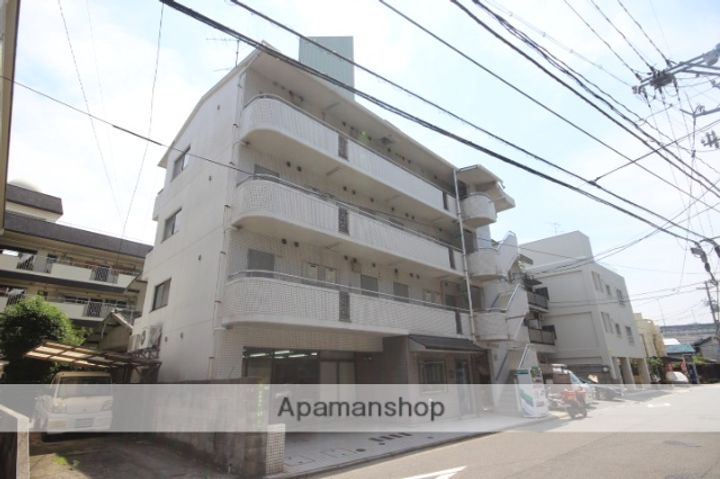 タウン己斐西の外観