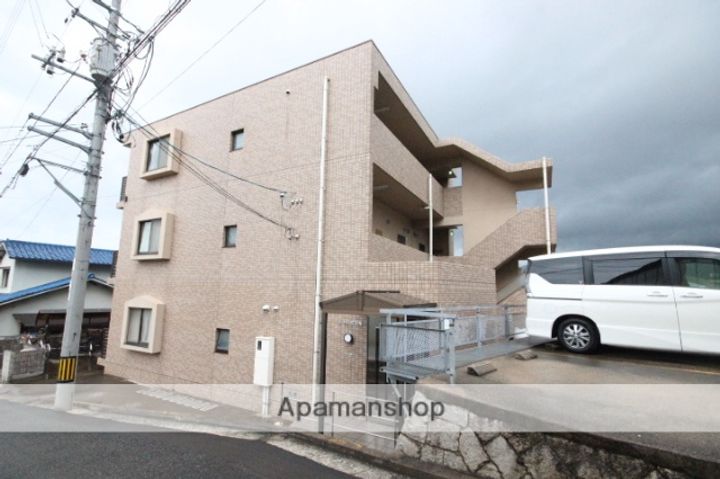 ルネス五日市の外観