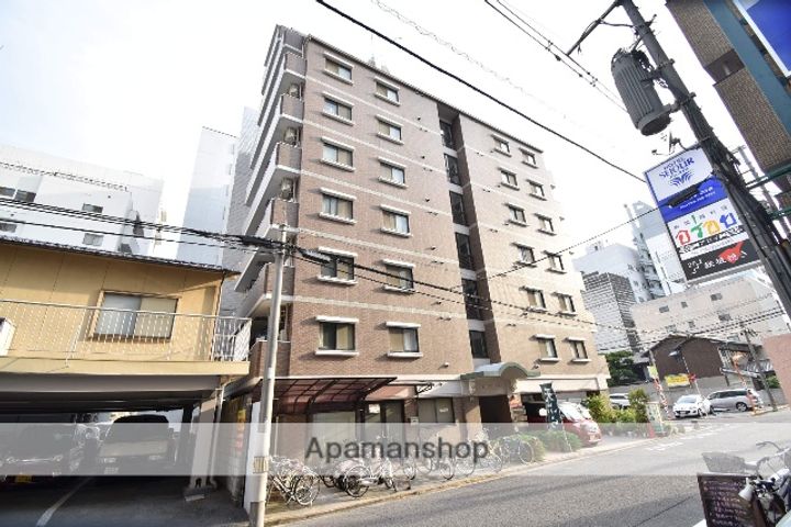 ノーブル平和大通りの外観