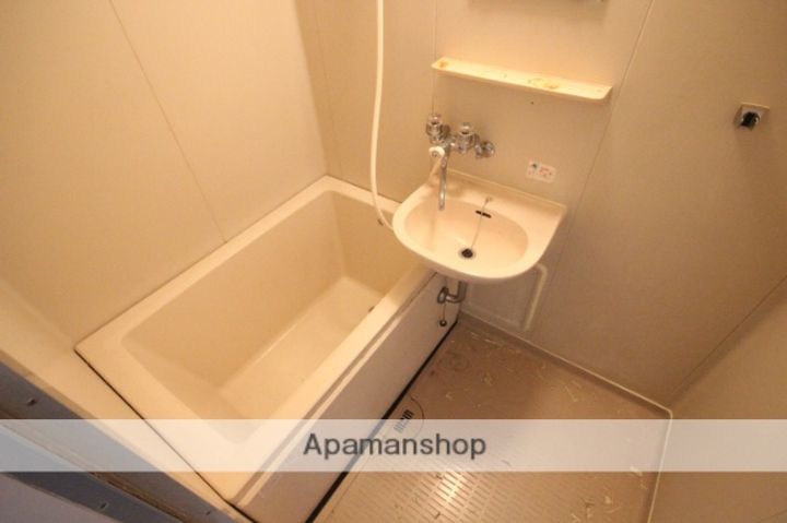 ビレッジ中央の風呂