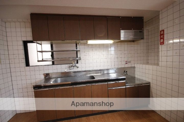 小林ビルのキッチン