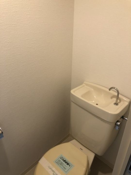 サンハイム庚午南401号室の内装