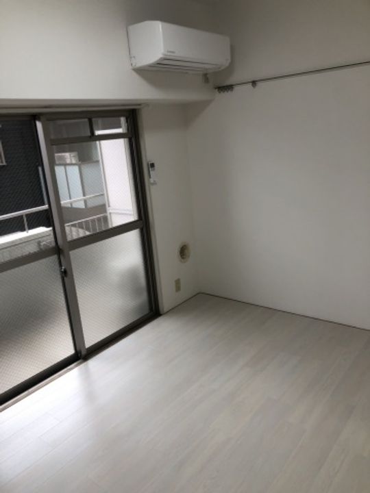 サンハイム庚午南401号室の内装