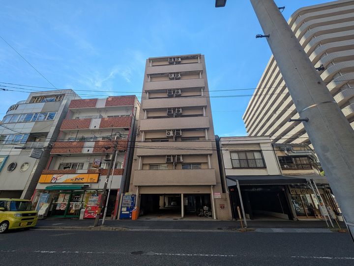 ビレッジ岩崎703号室の外観