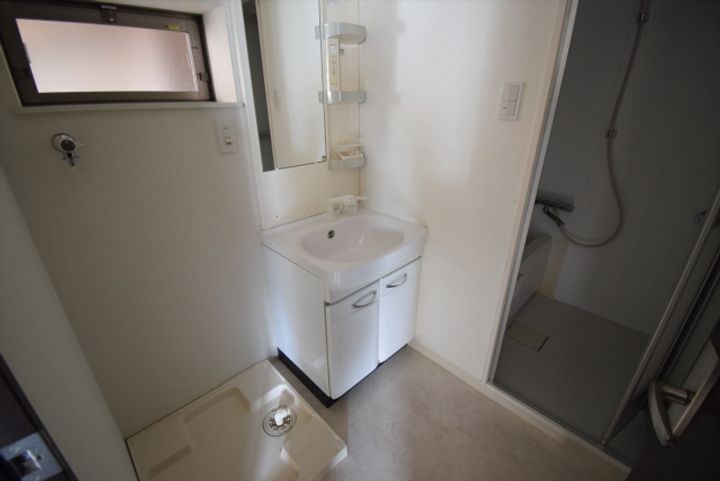 サーブハウス301号室の内装