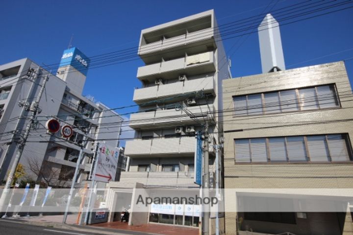 瀬川ビルの外観