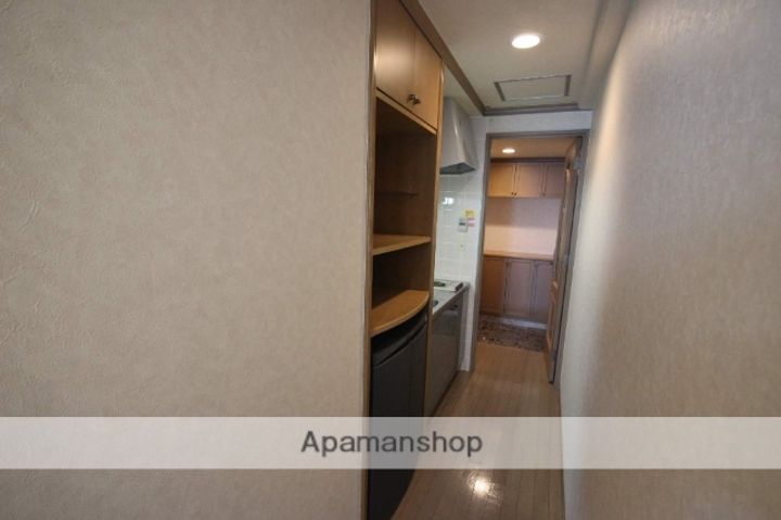 モア・マリオ平和公園の内装