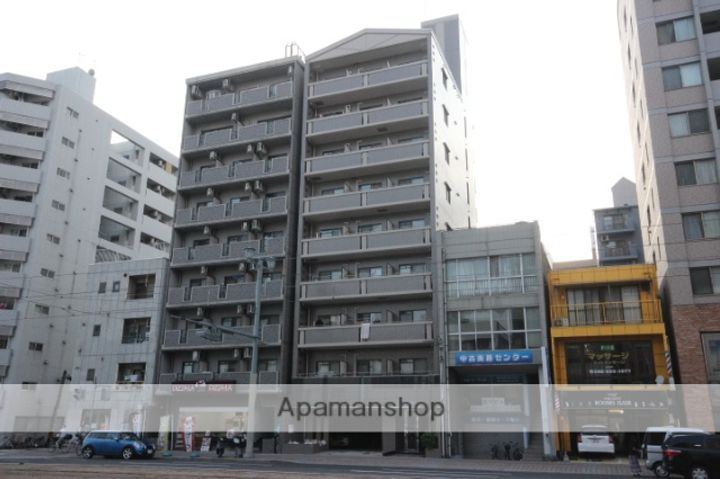 ユアコート舟入の外観